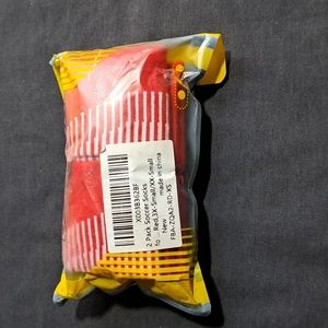 NWT 2 pack Children's 2x-3x small Red Soccer Socks